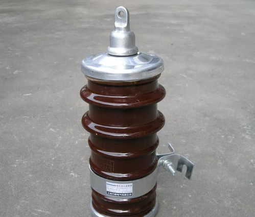 避雷器 電力系統(tǒng)重要的一次保護元件簡介,老電工悄悄分享,民熔